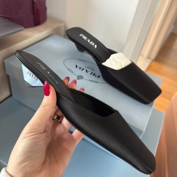 NWT Prada Slip-on Mules Black Satin Square Toe Triangle Heels Sz 36 - Picture 4 of 9